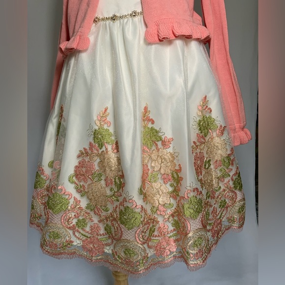 American Princess SZ 6 Floral Embroidered dress with coordinating sweater - Picture 2 of 6